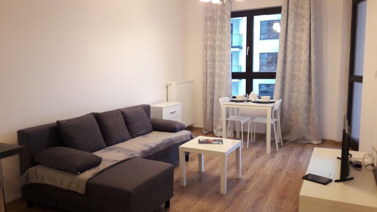 Newburg Apartments Wolska Varsó Kültér fotó