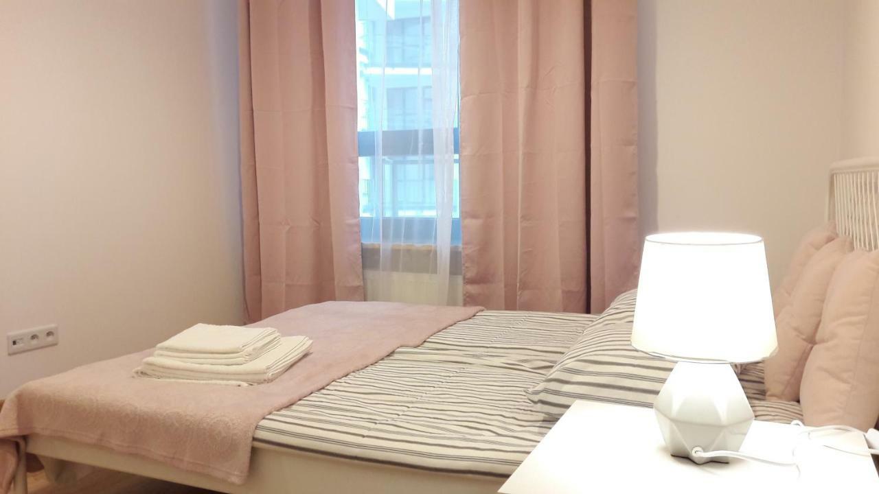 Newburg Apartments Wolska Varsó Kültér fotó