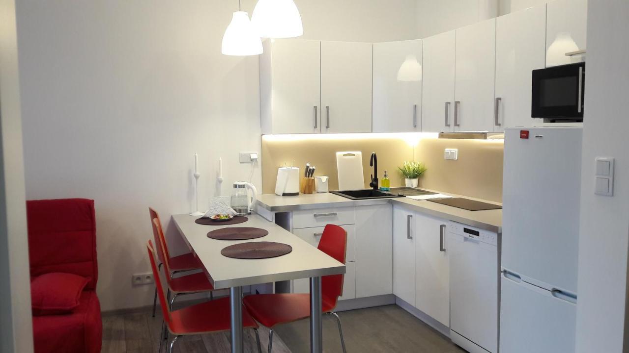 Newburg Apartments Wolska Varsó Szoba fotó